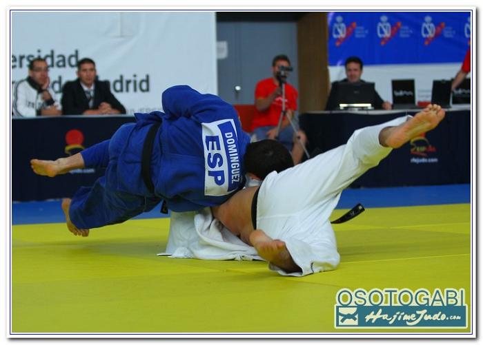 CEU 2011 100008